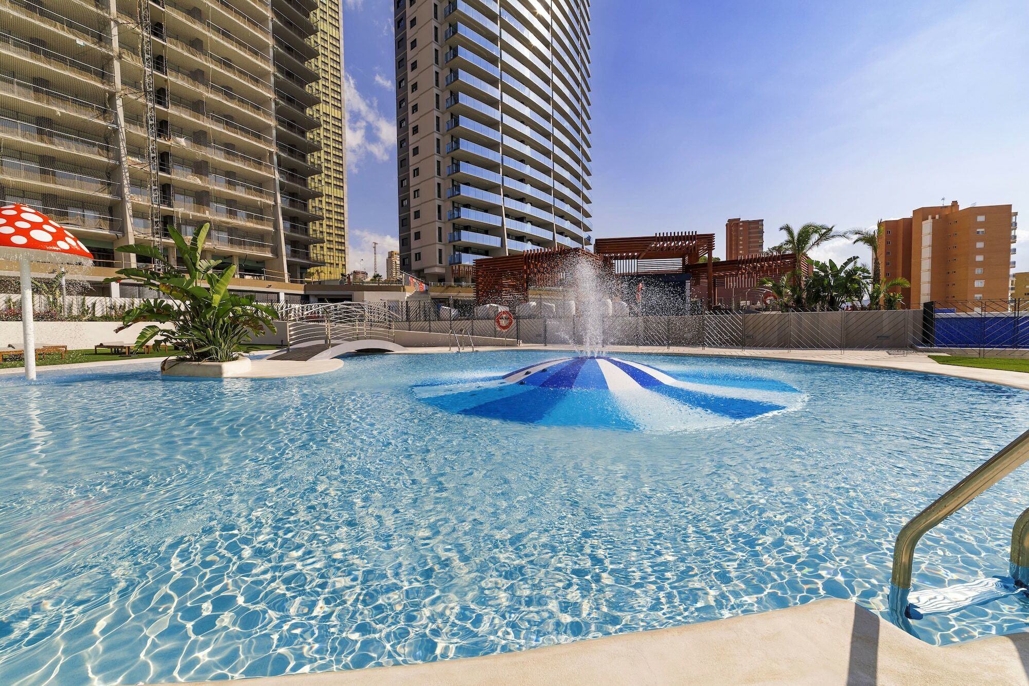 Sunset Drive Benidorm By Mar Holidays Экстерьер фото